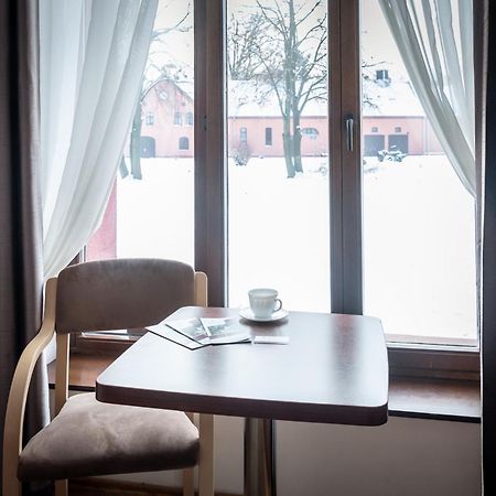 Centrum Edukacyjno-Rozwojowe Wroclaw Pawlowice - Bezplatny Parking Zewnętrze zdjęcie